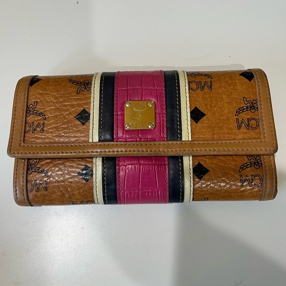 MCM COGNAC VISETOS LONG TRIFOLD WALLET - Picture 16 of 16